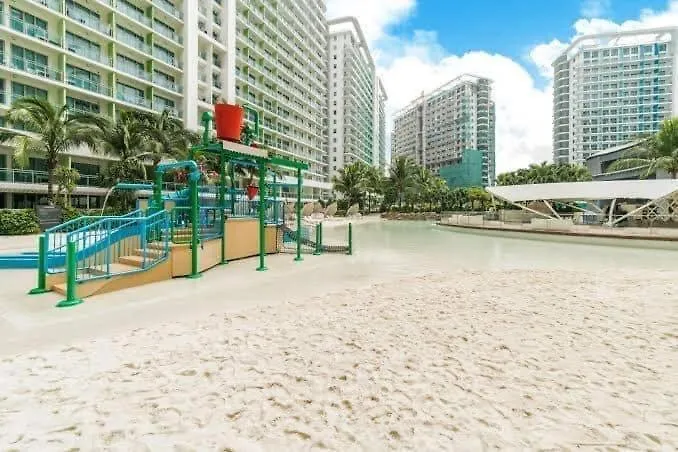 Azure Staycation By Mrf's Hotel 4*