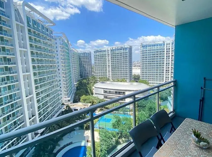 Hotel Azure Staycation By Mrf's